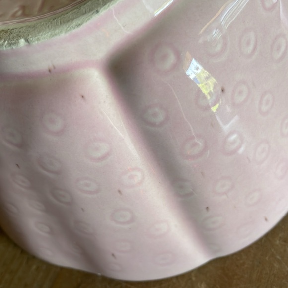 Two Vintage Strawberry Canisters USA Pottery - Picture 5 of 11